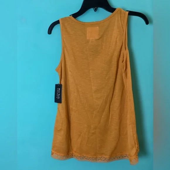 New York Laundry Golden Yellow Embroidered Tank Size Small NWT - Picture 7 of 7